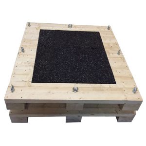 Special Pallet with eyelets and anti-slip mat Pictur by palettenboerse.de of a special pallet with lifting eyes and anti-slip mat